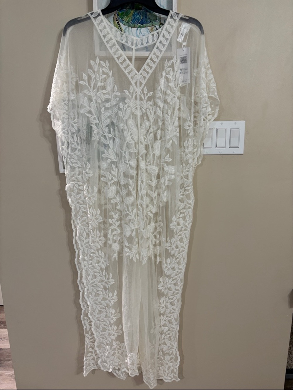 Cupshe Ivory Sheer Embroidered Lace Kimono NWT Dress n the bag